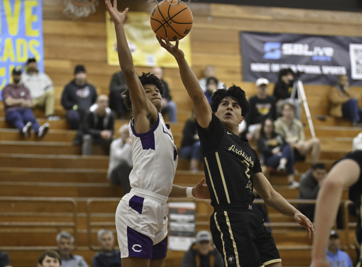 Archbishop Mitty vs Carlsbad Torrey Pines Holiday Classic December 29, 2023 Photo-Justin Fine80